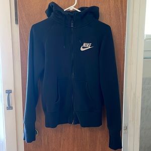 Women’s Nike zip up hoodie